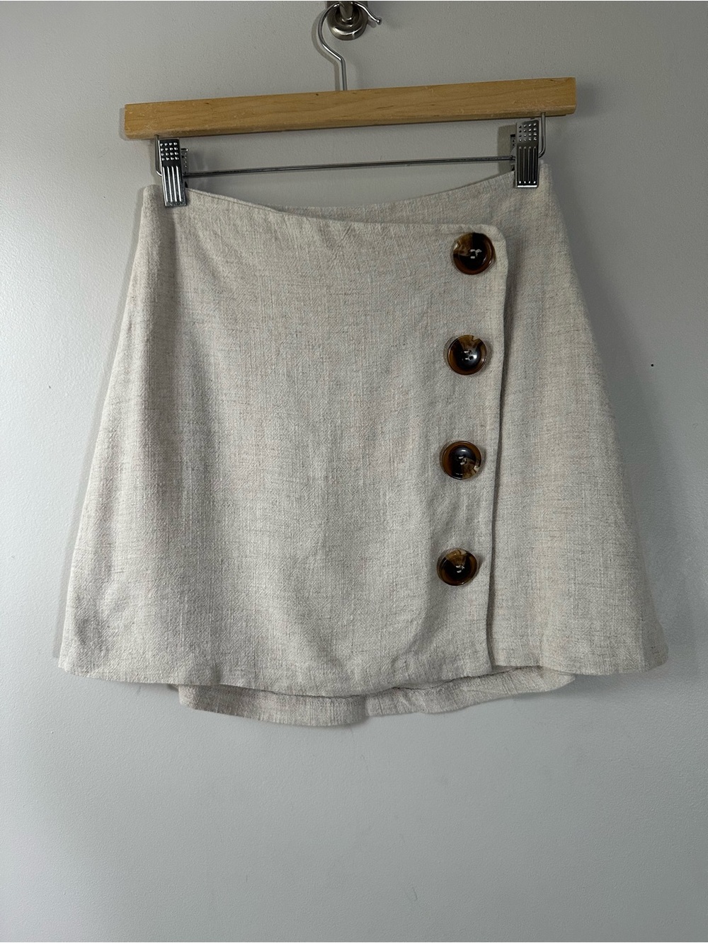 Altar'd State Linen Blend Wrap Mini Skirt Tortoiseshell Buttons Size S Summer